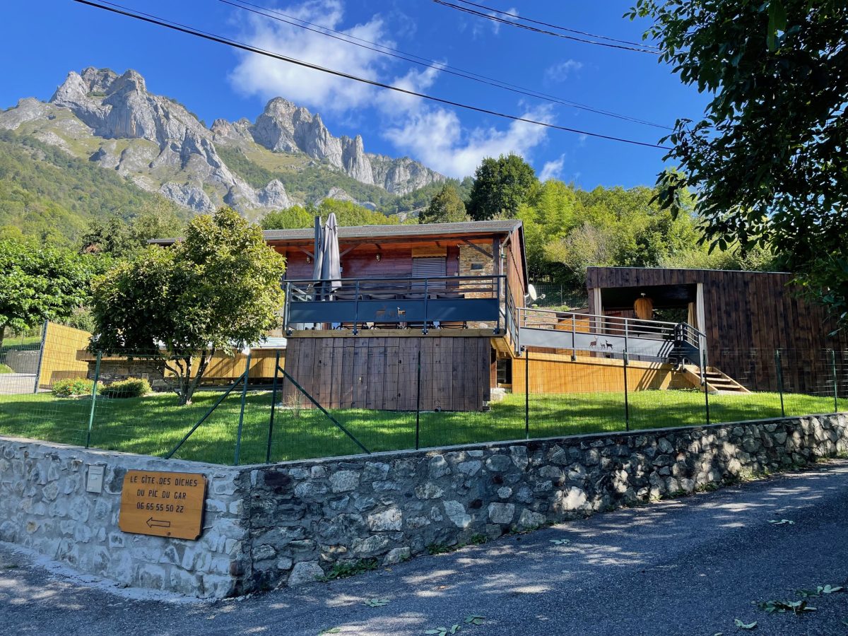 GÎTE DES BICHES DU PIC DU GAR