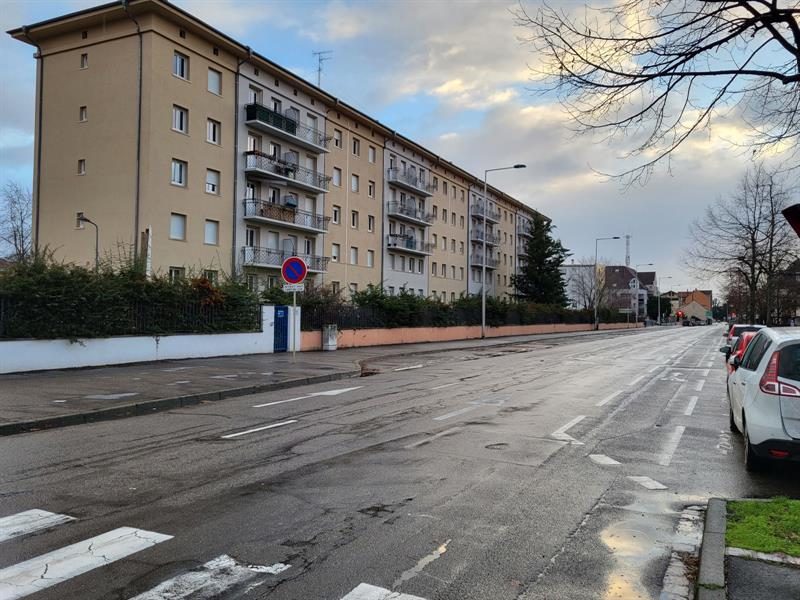 Aire de stationnement - Rue de la cavalerie