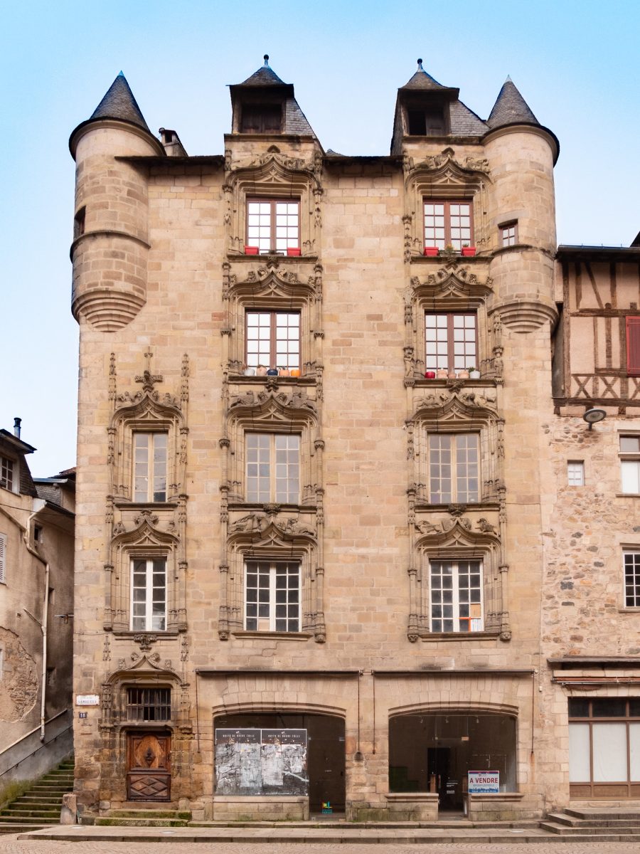 Maison Loyac