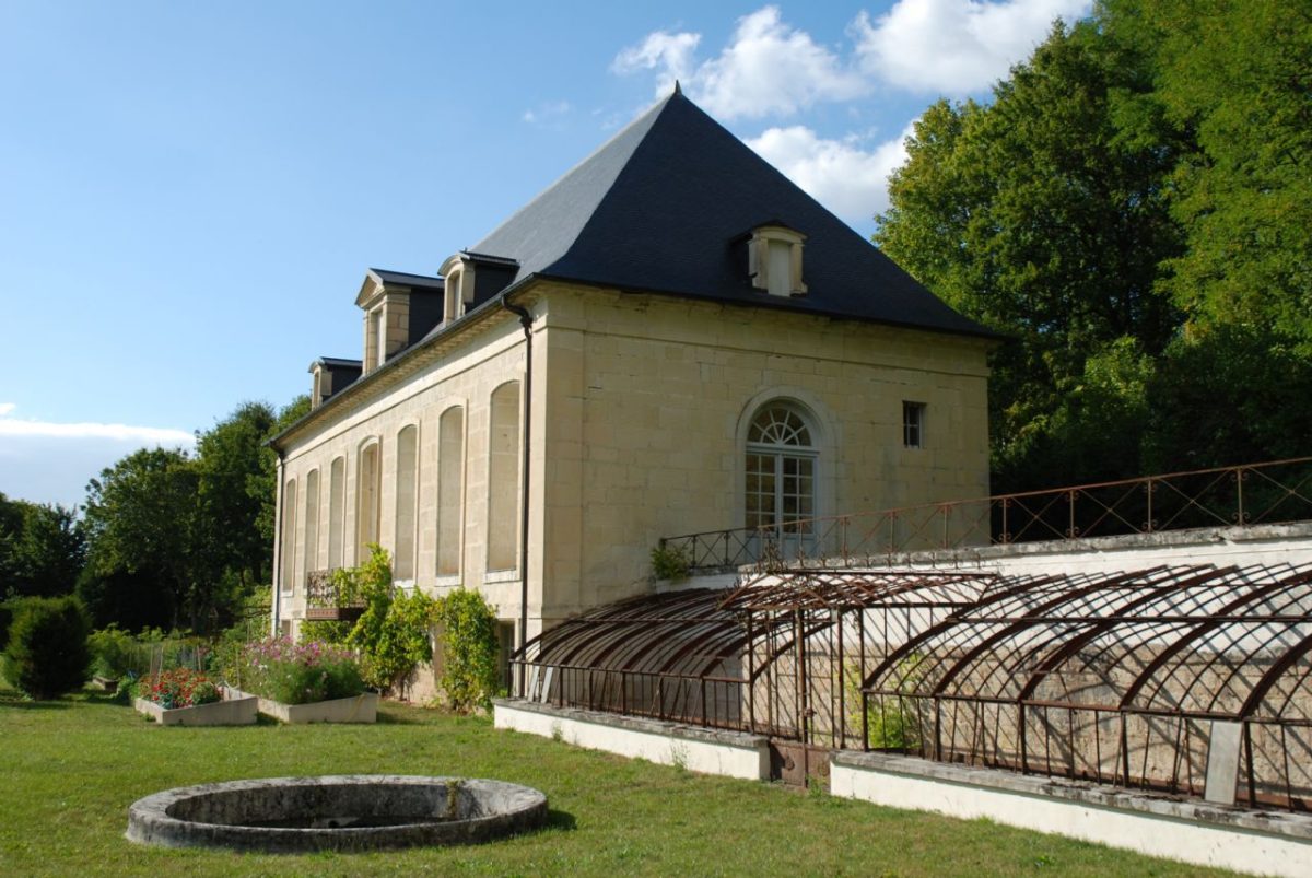 CHATEAU DE DINTEVILLE