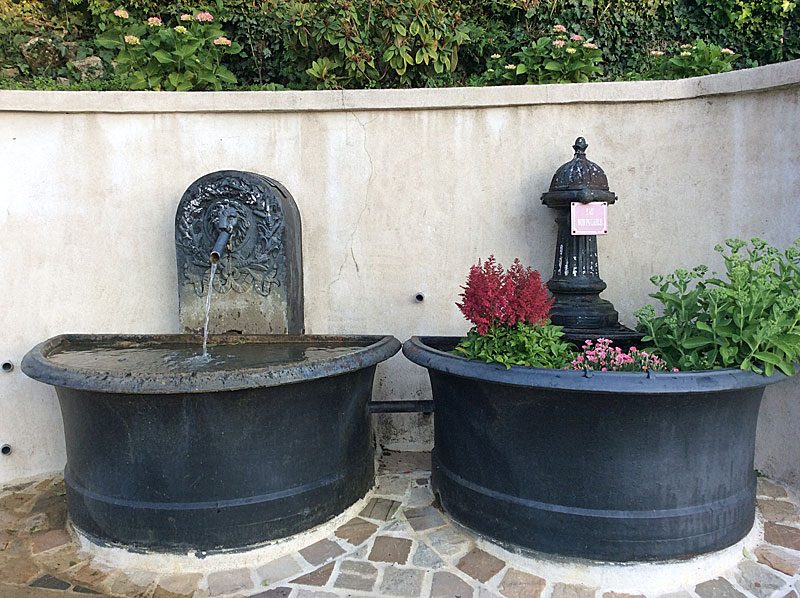 FONTAINE DE LA RUE ST-MARTIN