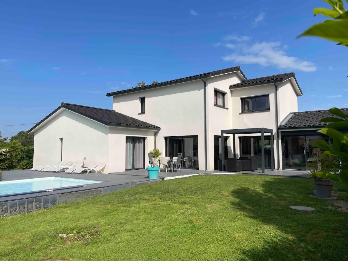 VILLA TALAIS