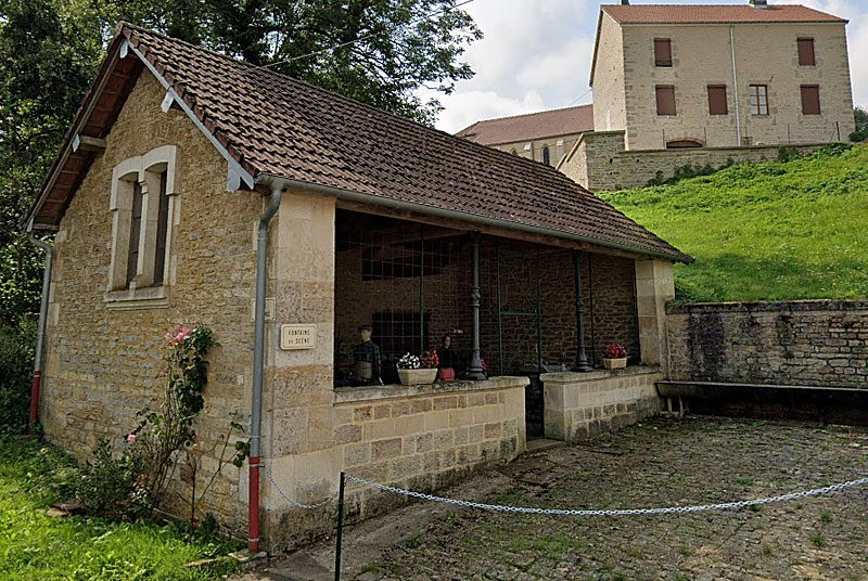 Lavoir "en scène" n°1 de Poinson-les-Nogent