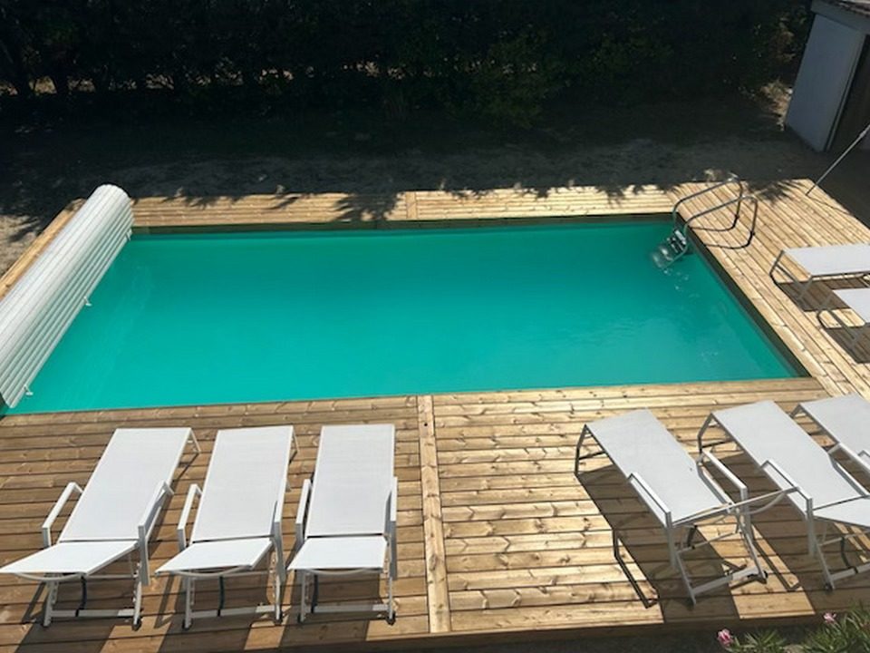 Villa Apolipi
