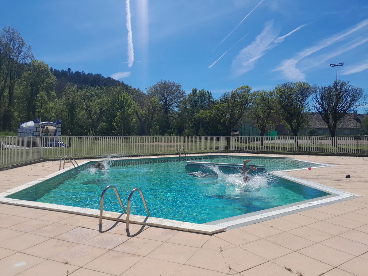 COTTAGE FLOWER CAMPING DU GÉVAUDAN - 5 PERSONNES