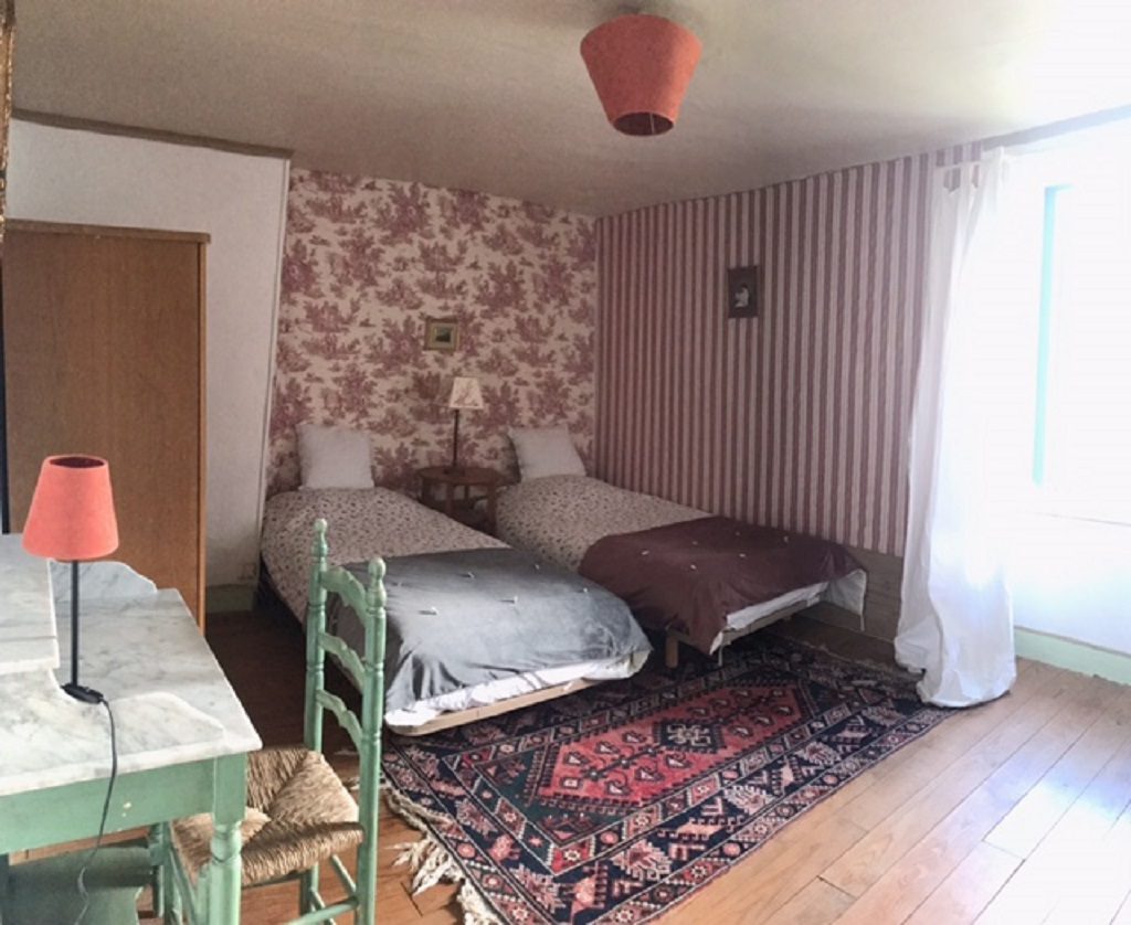 Chambres d'hôtes - 2/4 pers- Mme BERTRI