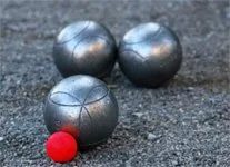Concours de pétanque