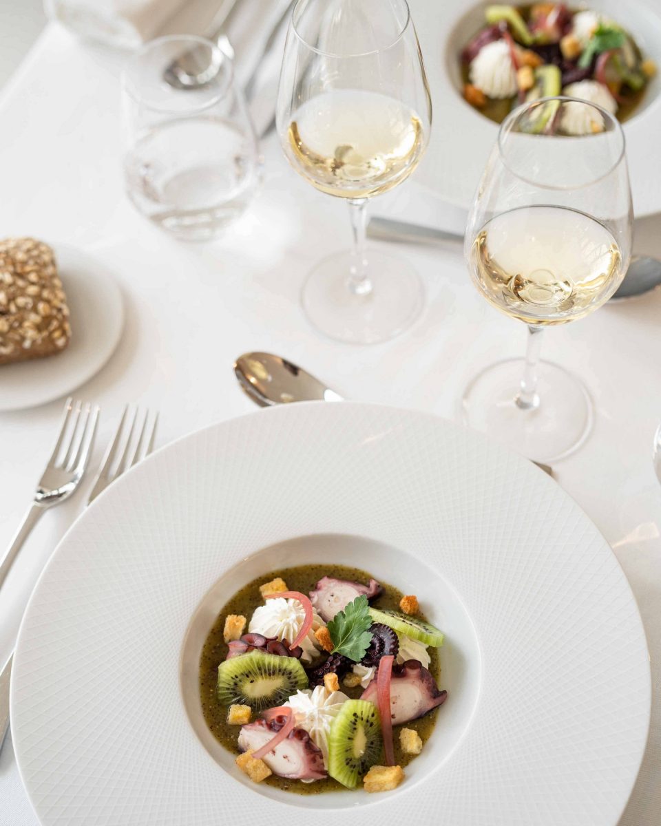 LE M RESTAURANT