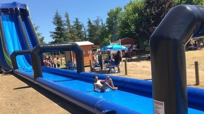 Toboggan aquatique géant, réservation en ligne