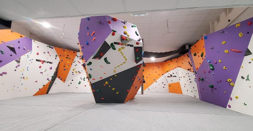 Péka Bloc - Escalade - Parkour - Restauration