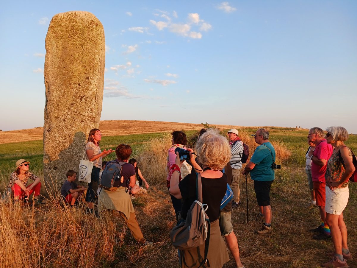 BALADE GUIDÉE : LES MENHIRS DES BONDONS