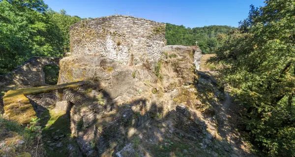 Le Roc d'Anglars et Le Lourdou