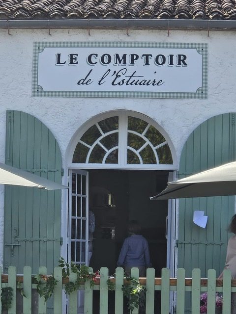 Le comptoir del'Estuaire