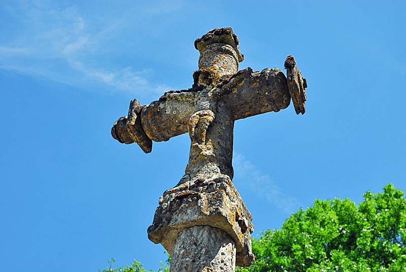 Croix de cimetière de Vieux-Moulins