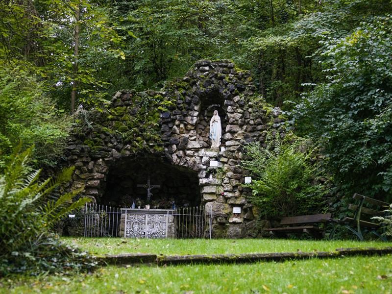 Grotte à la vierge