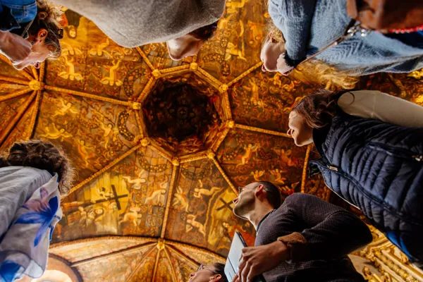 Visite sensorielle de la chapelle des Pénitents Noirs