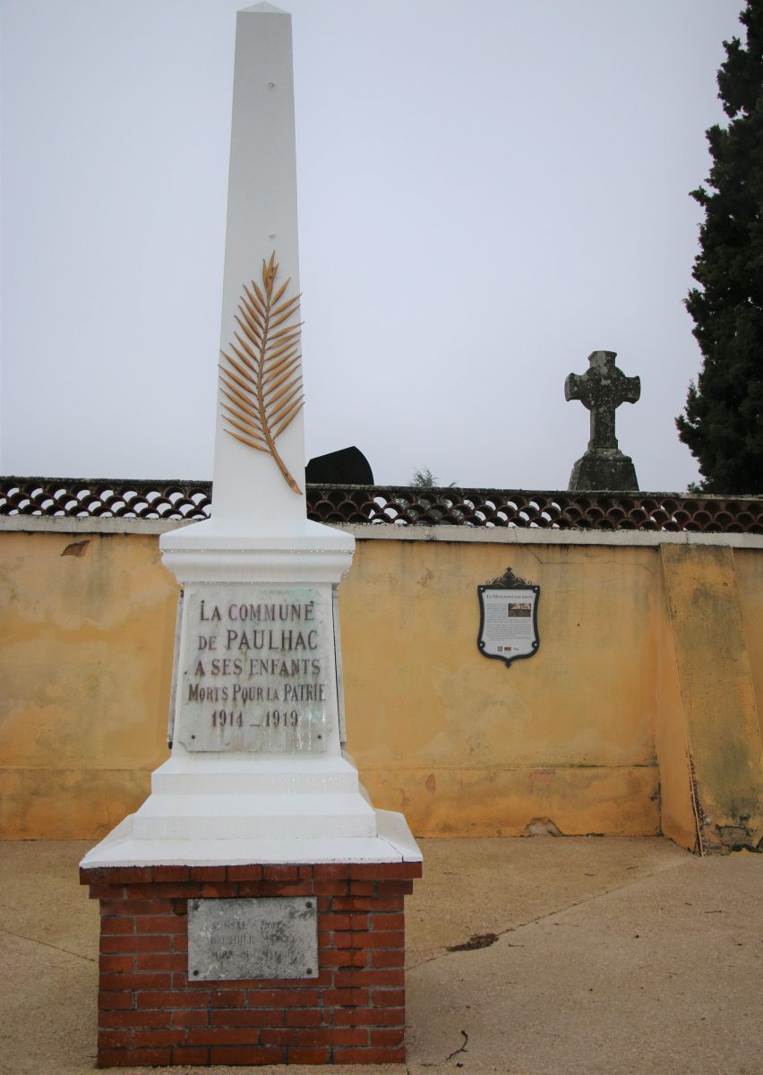 LE MONUMENT AU MORT