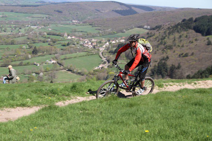 VELOVITAMINE  moniteur VTT - randonnées - encadrement