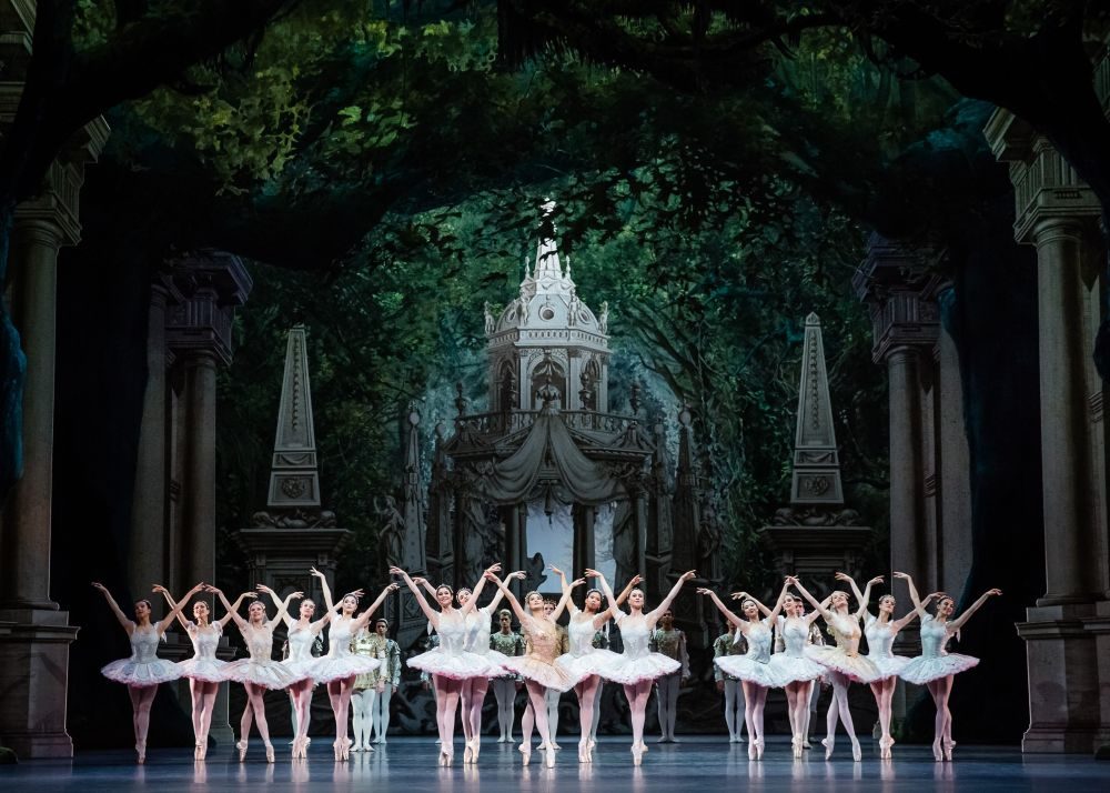 Projection "Le songe d’une nuit d’été"