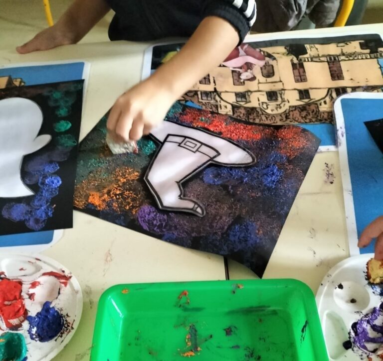 Atelier « Drôles de silhouettes »