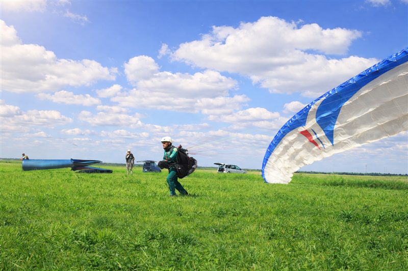 Vols découverte en parapente et deltaplane à Airvault