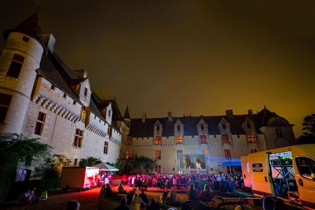Ciné Plein Air "Des minions et des monstres"