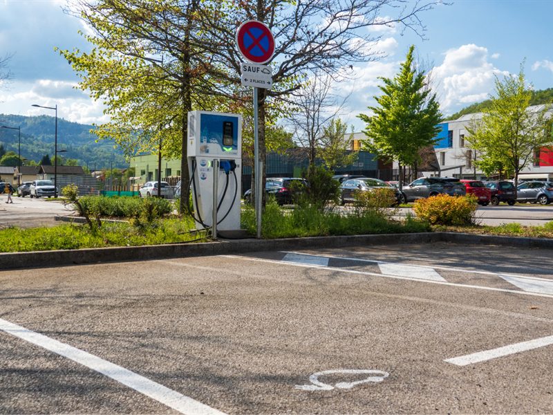 Borne de recharge pour véhicules électriques de Saulxures-sur-Moselotte