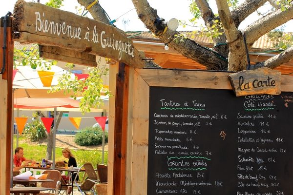 LA GUINGUETTE