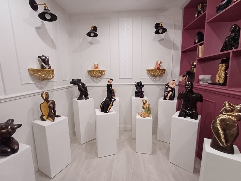 Atelier Galerie d'Art - Hélène HENRY  Sculptrice