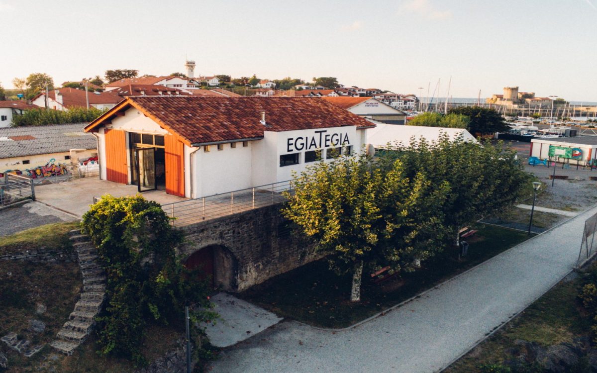 Egiategia - Copie