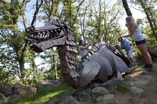 Balade accompagnée sur le Sentier de l'Imaginaire "De Feu et de Vent"