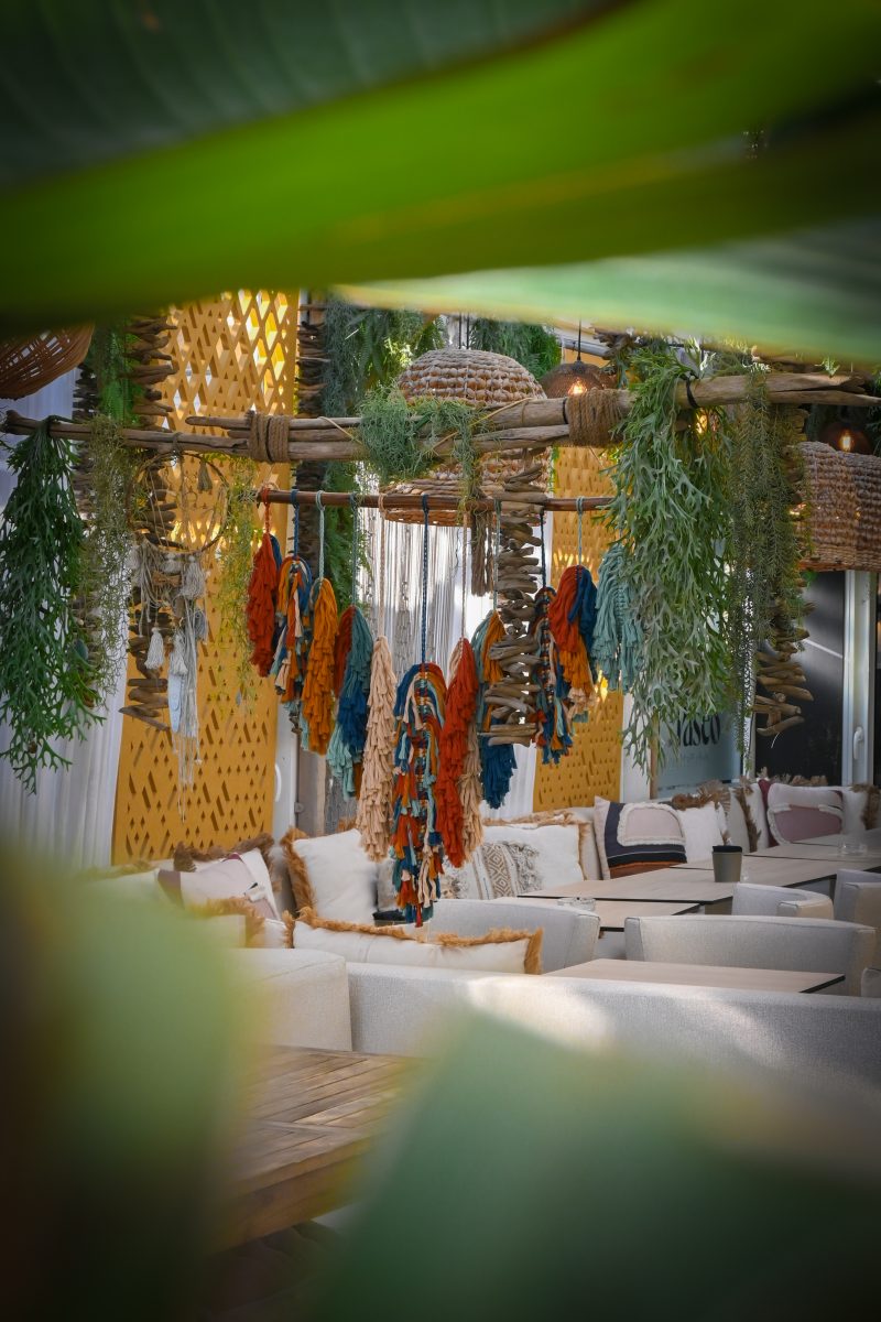 LE PASEO COCKTAIL CLUB