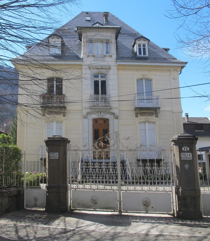 LA VILLA RAPHAËL