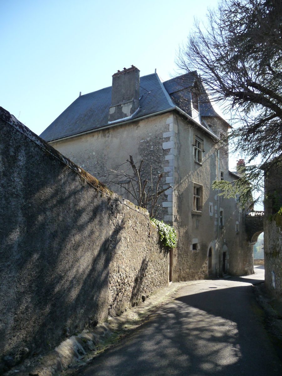 PORTE CABIROLE