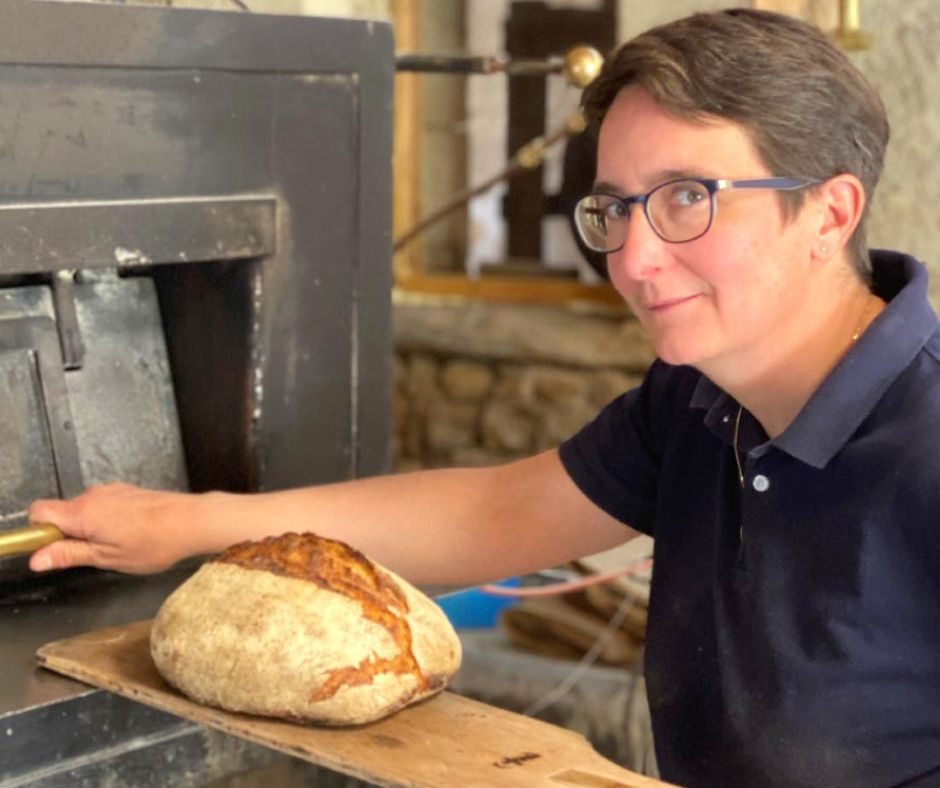 Du grain au pain : savoir-faire d’une paysanne boulangère à Valdivienne