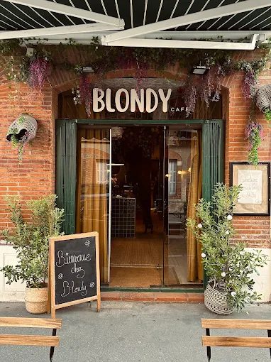BLONDY
