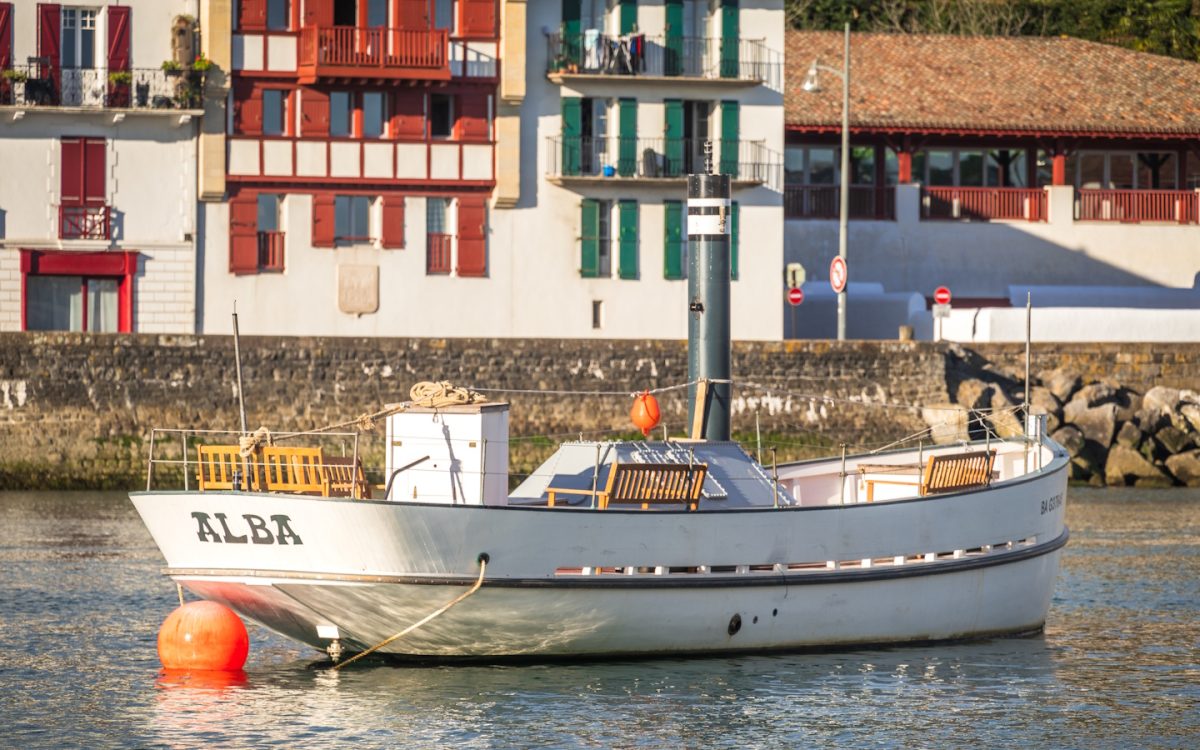Journées européennes du patrimoine : Promenades en rade : chaloupe Alba Association Trois-Mâts Basque