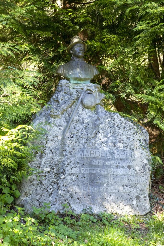 LA STATUE DU BUSTE DE MARCEL SPONT