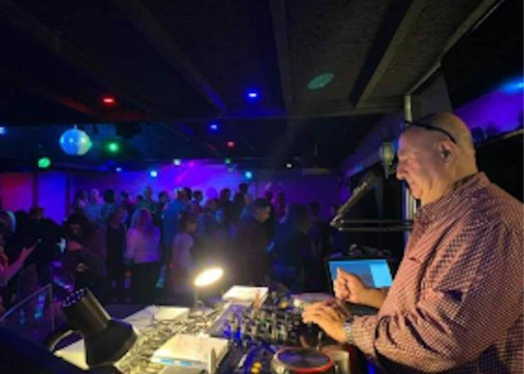 Concert chez Hélène à Théminettes : DJ Taxi