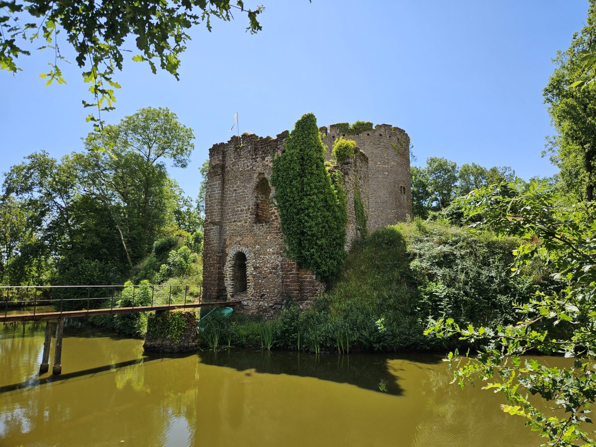 Visite guidée - Le château de Bois-Ruffin et la chapelle Saint-Benoist