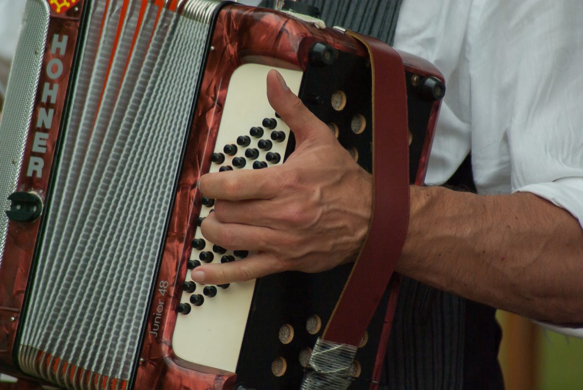 BAL MUSETTE TONUS MUSETTE