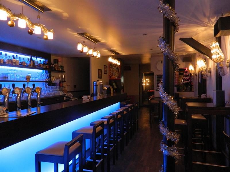 Bar le Before