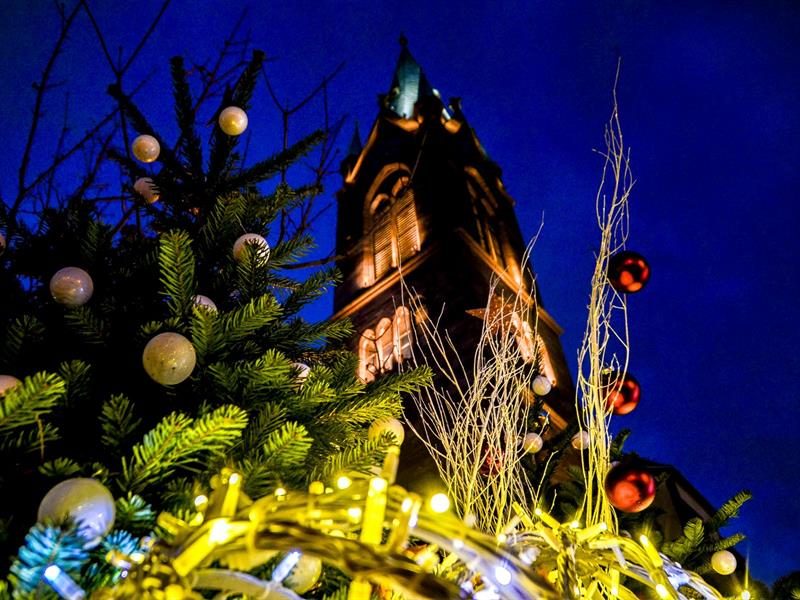 Spectacle son et lumière : l'horloge magique du Père Noël