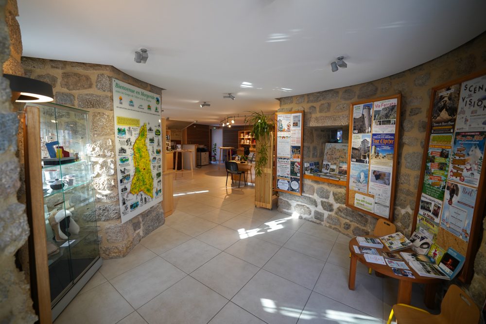 BUREAU D'INFORMATION TOURISTIQUE DU MALZIEU-VILLE