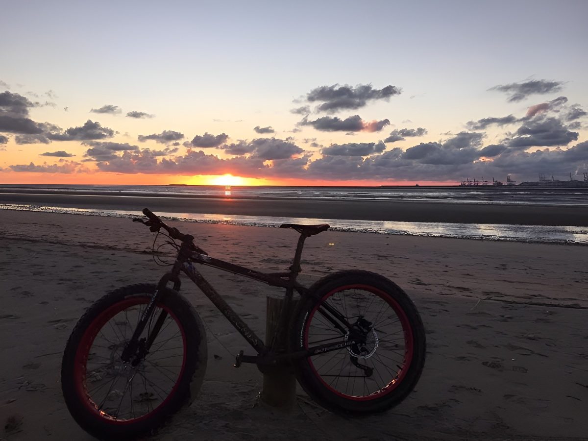 Les Trouvillaises - Sortie sportive en Fat Bike sur la plage