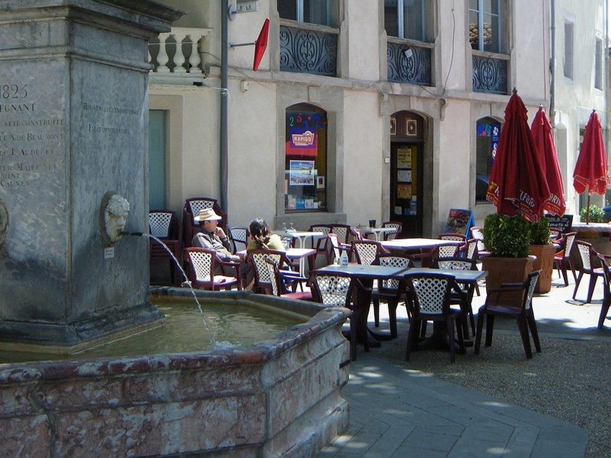 LA GRANDE FONTAINE