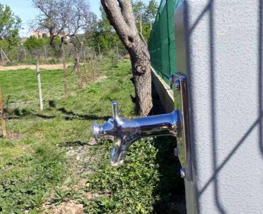 AIRE DE SERVICE POINT D'EAU - CIMETIERE