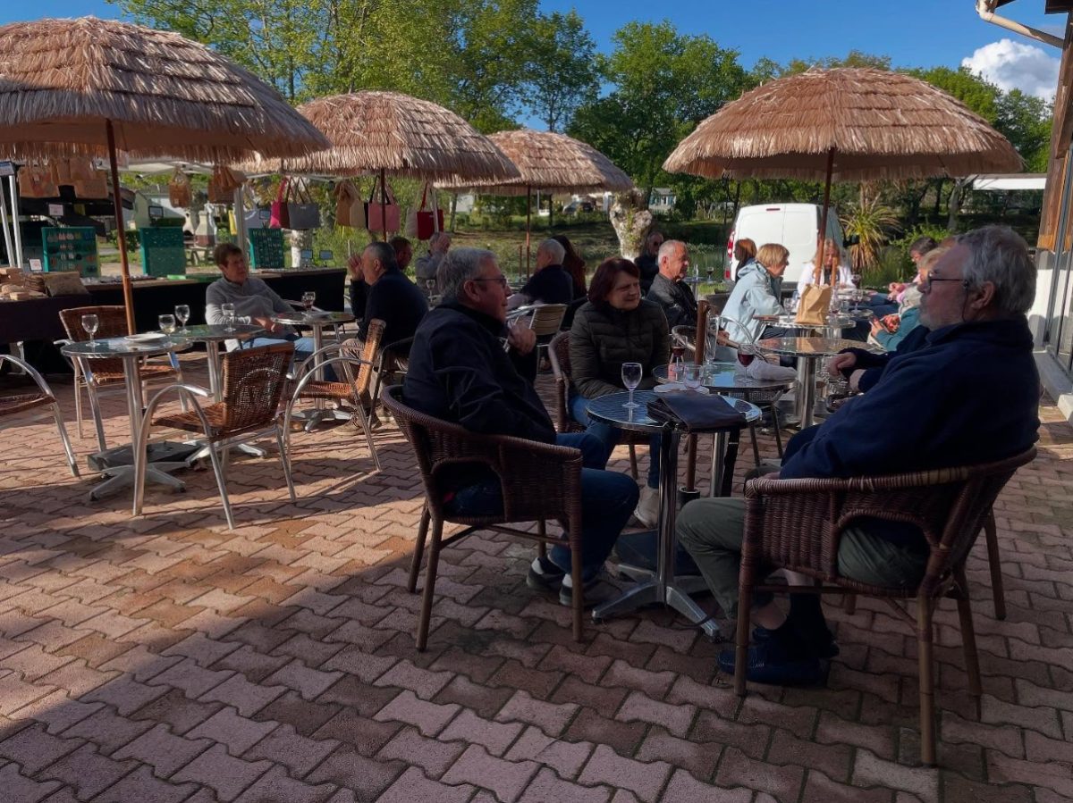 Restaurant - Camping L'étang de Laubanère