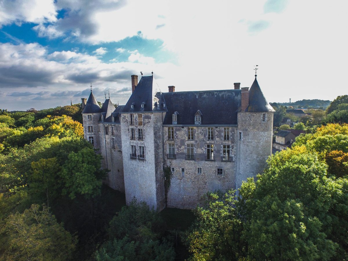 Château de Saint-Brisson-sur-Loire