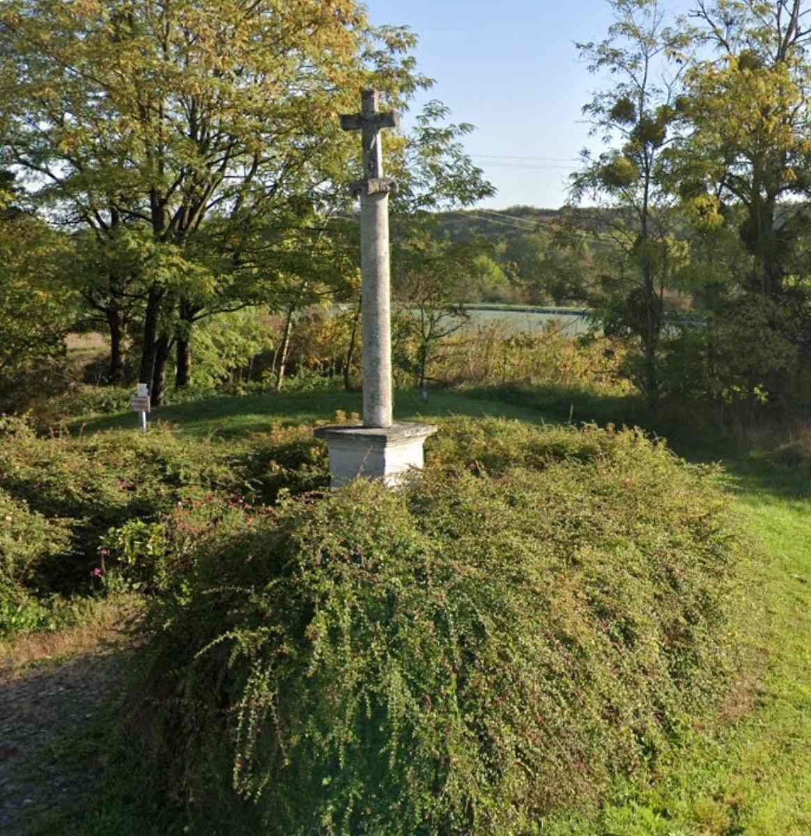 CALVAIRE - GUDMONT-VILLIERS